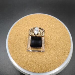 14k And Natural Dia. Ladies Statement Ring